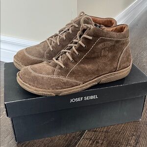 Josef Seibel Women's Neele Ankle Boots